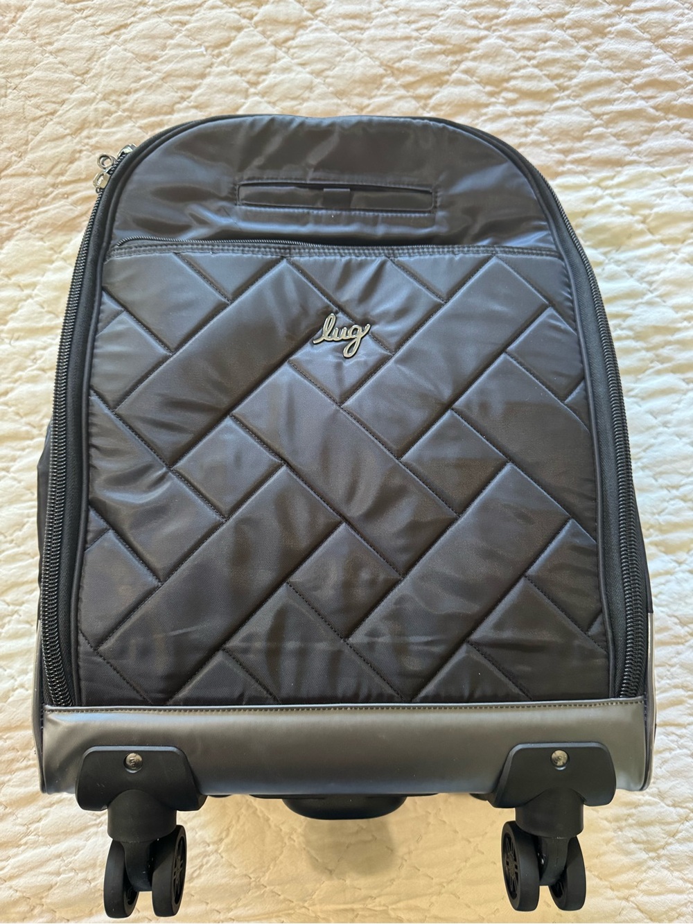 lug Porter Quilted Black Spinner Carry-On